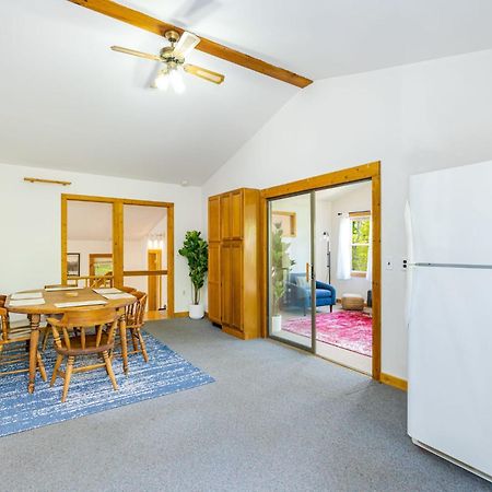 River Access Cabin With Hot Tub, Fire Pit, & Wifi! Morton Grove Ngoại thất bức ảnh
