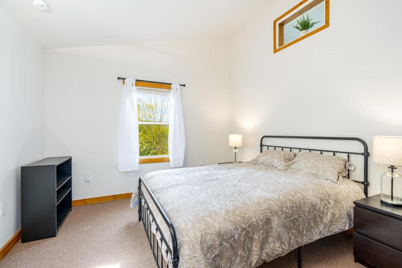 River Access Cabin With Hot Tub, Fire Pit, & Wifi! Morton Grove Ngoại thất bức ảnh
