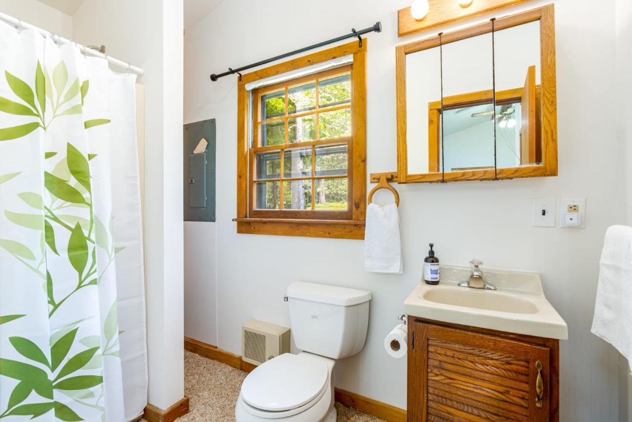 River Access Cabin With Hot Tub, Fire Pit, & Wifi! Morton Grove Ngoại thất bức ảnh